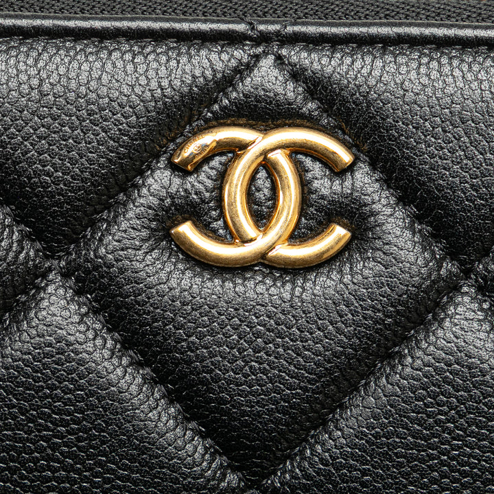CC Quilted Caviar Pouch Black - Gaby Paris