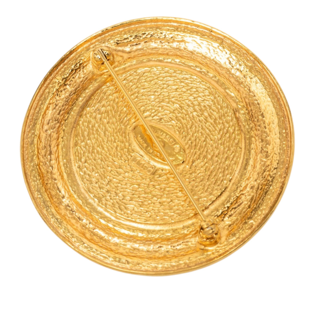 Chanel plaqué 31 Rue Cambon Medallion Pin Broche Métal