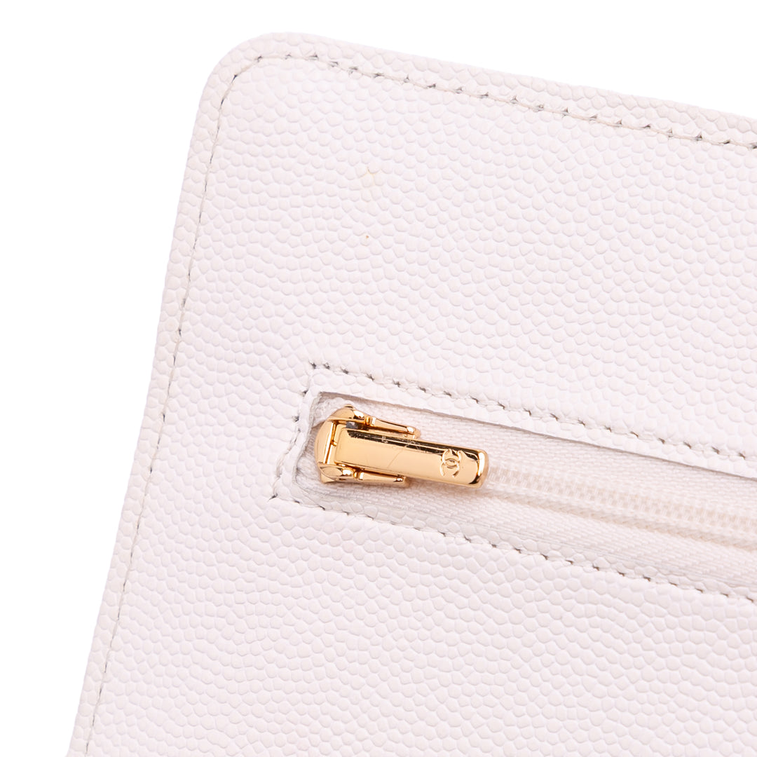 Chanel CC Quilted Caviar Coco Casino Wallet on Chain Blanc – GABY PARIS Authentique