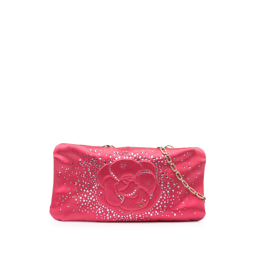 Chanel Satin Diamante Camellia Pochette with Chain Rose – GABY PARIS Authentique