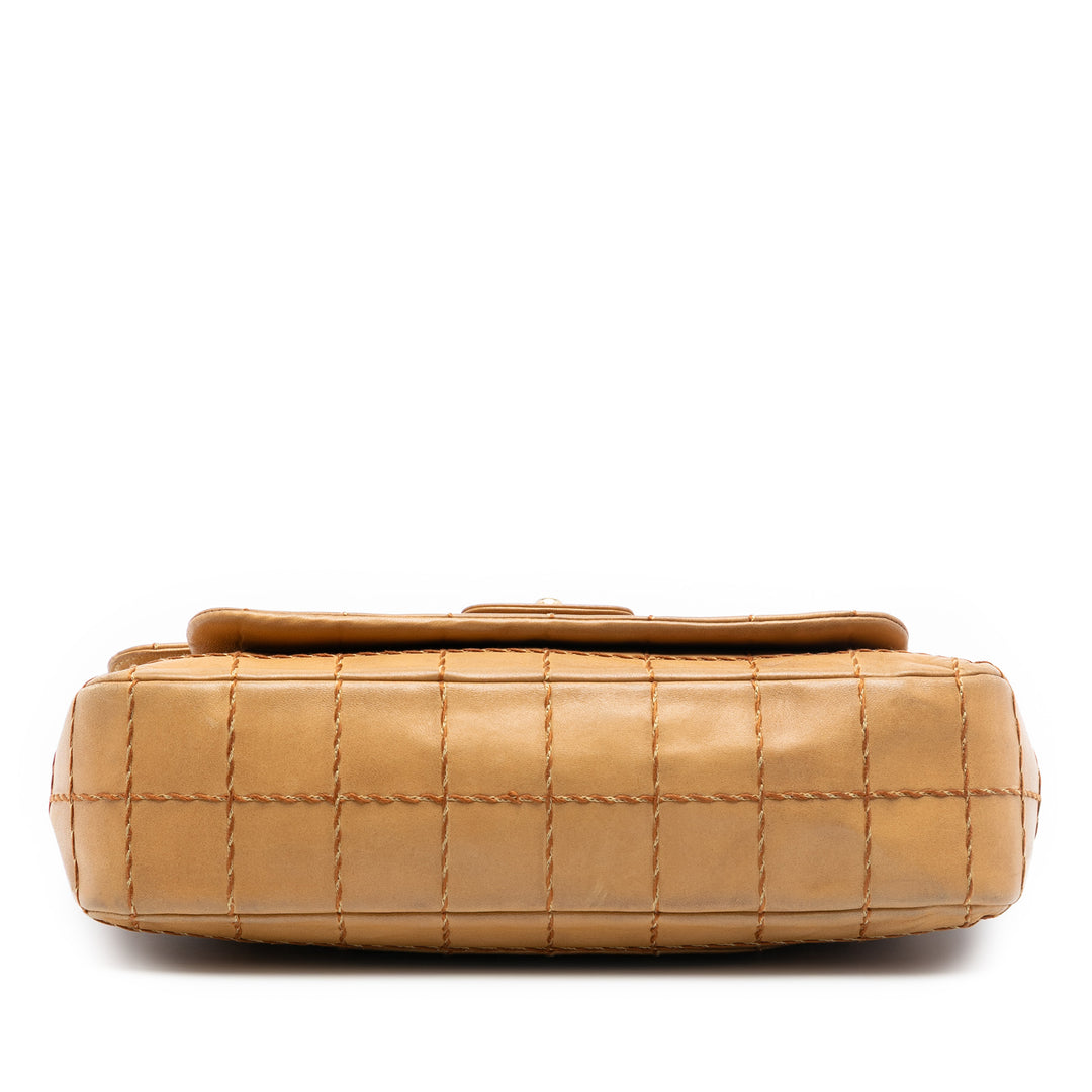 Chanel Chocolate Bar Cuir d’agneau Wild Stitch Chain à rabat