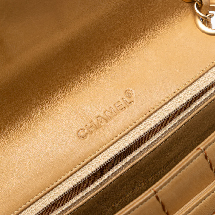 Chanel Chocolate Bar Cuir d’agneau Wild Stitch Chain à rabat