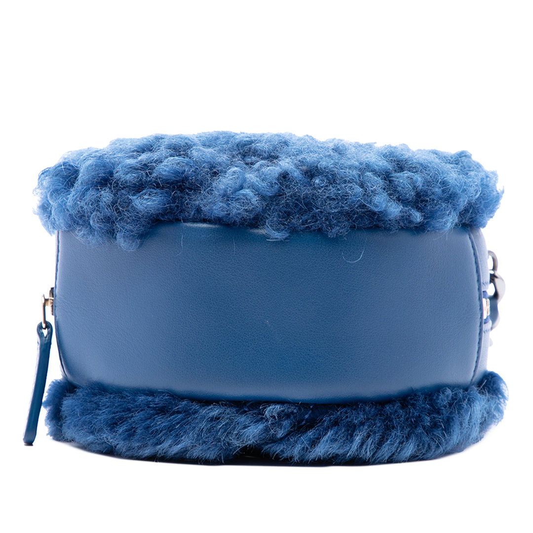 Chanel Shearling 19 Rond Pochette avec chaîne Bleu – vue 3 – GABY PARIS