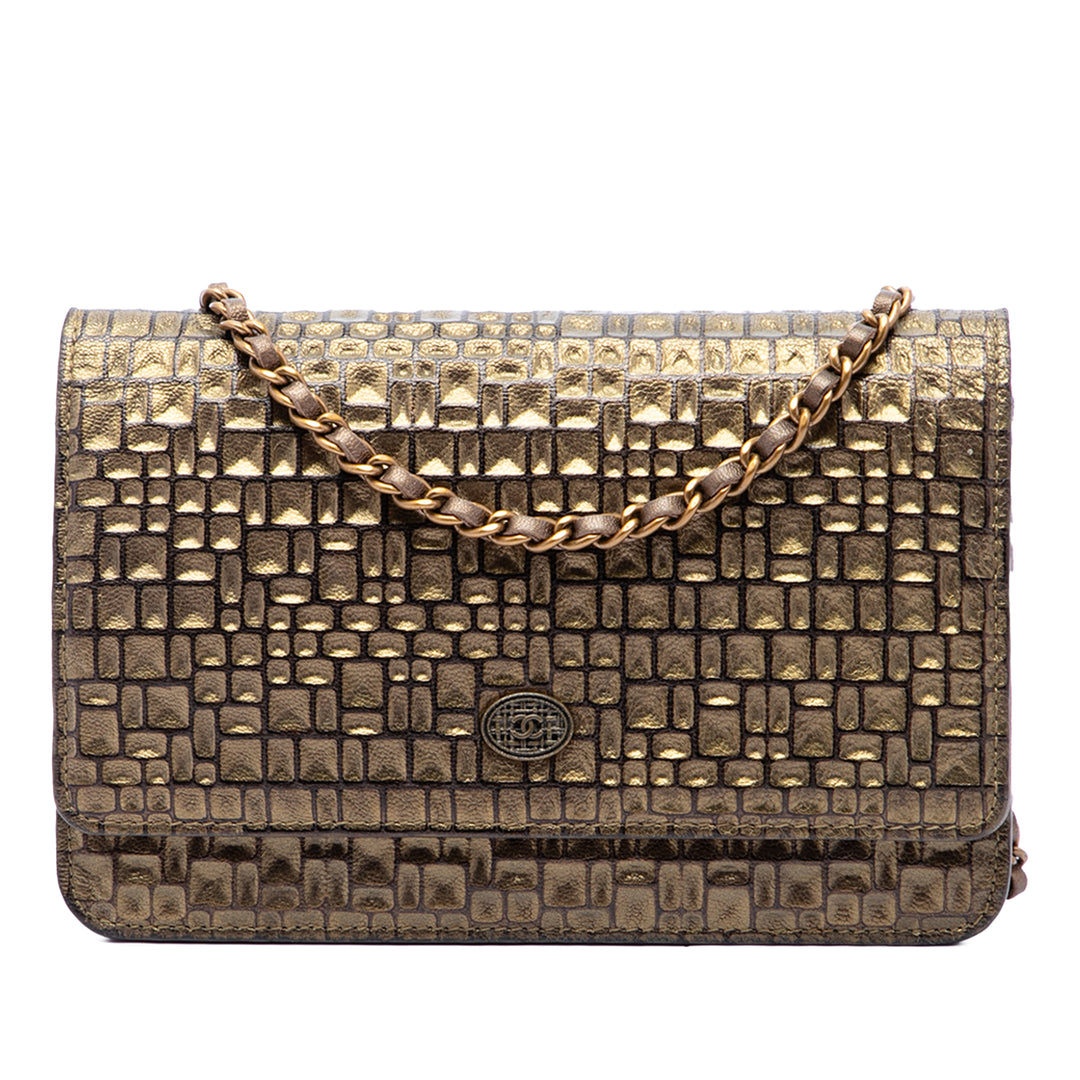 Chanel CC embossé Métallisé Wallet on Chain Cuir d'agneau Doré – vue principale – GABY PARIS