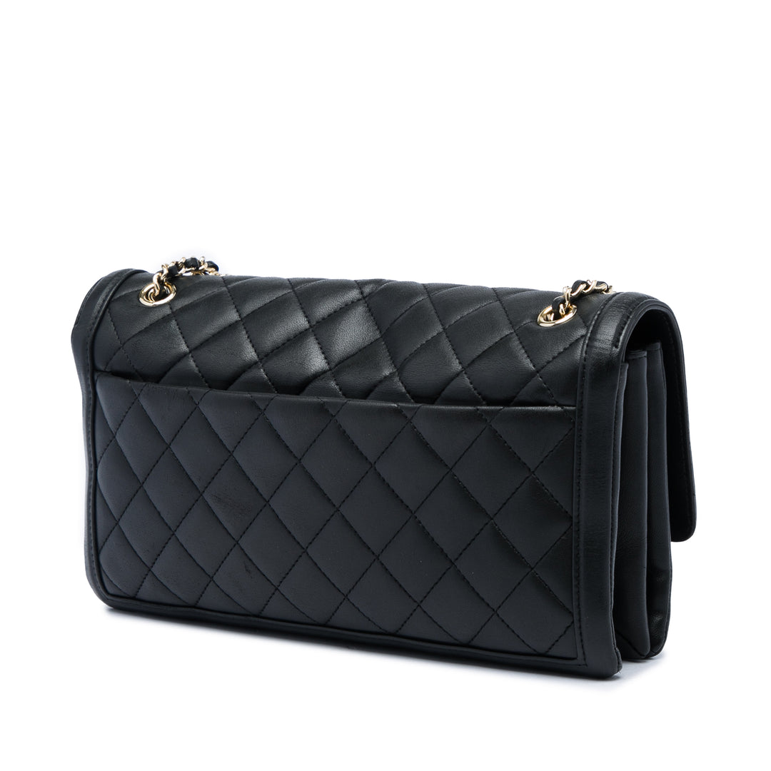 Chanel Matelassé 3 Compartment à rabat Moyen Cuir d'agneau Noir – vue 2 – GABY PARIS