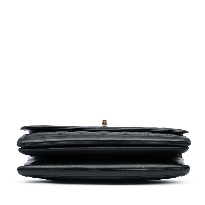 Chanel Matelassé 3 Compartment à rabat Moyen Cuir d'agneau Noir – vue 3 – GABY PARIS