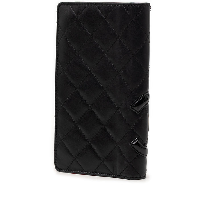 Chanel Matelassé Cuir d’agneau Cambon Ligne Bifold Portefeuille