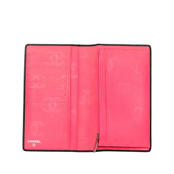 Chanel Matelassé Cuir d’agneau Cambon Ligne Bifold Portefeuille