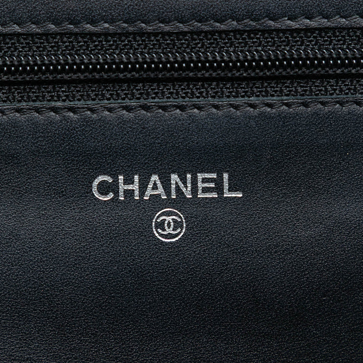 Chanel CC Caviar Wallet on Chain