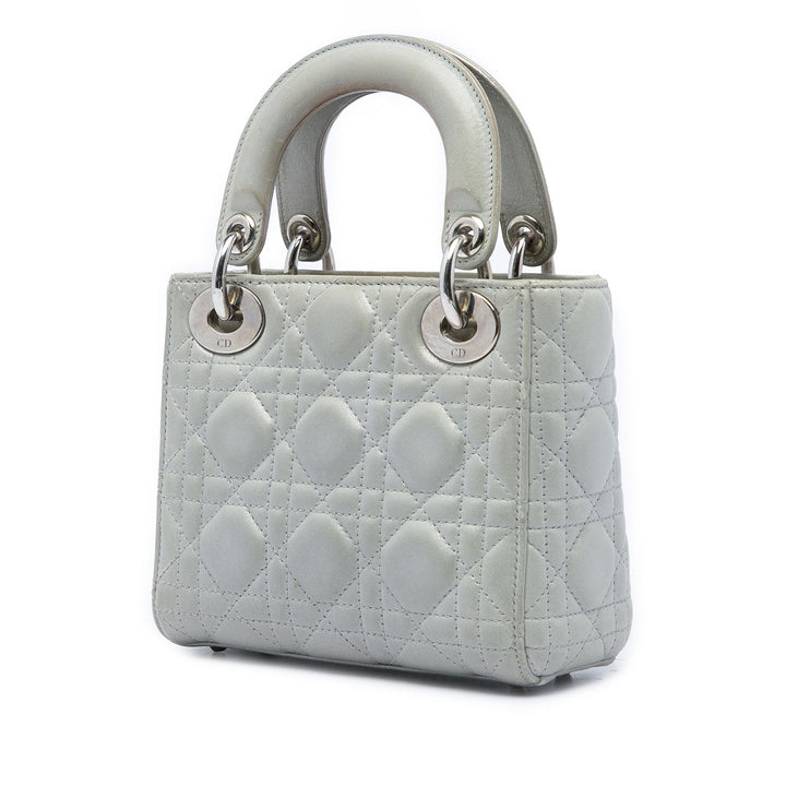 Dior Lady Dior Irisé Cannage Mini Cuir d'agneau Argenté – vue 2 – GABY PARIS