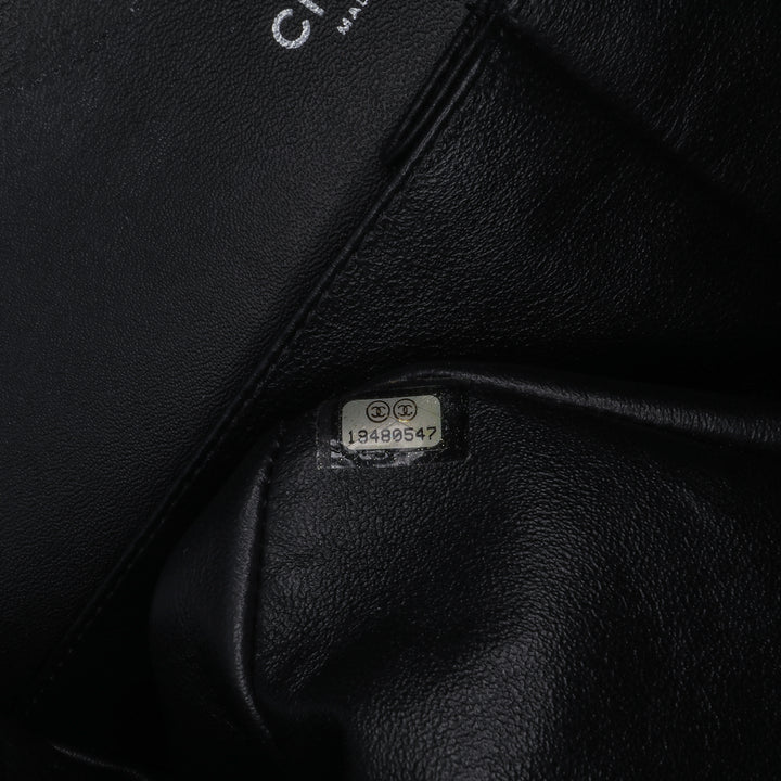 Jumbo Classic Patent Double Flap Black - Gaby Paris