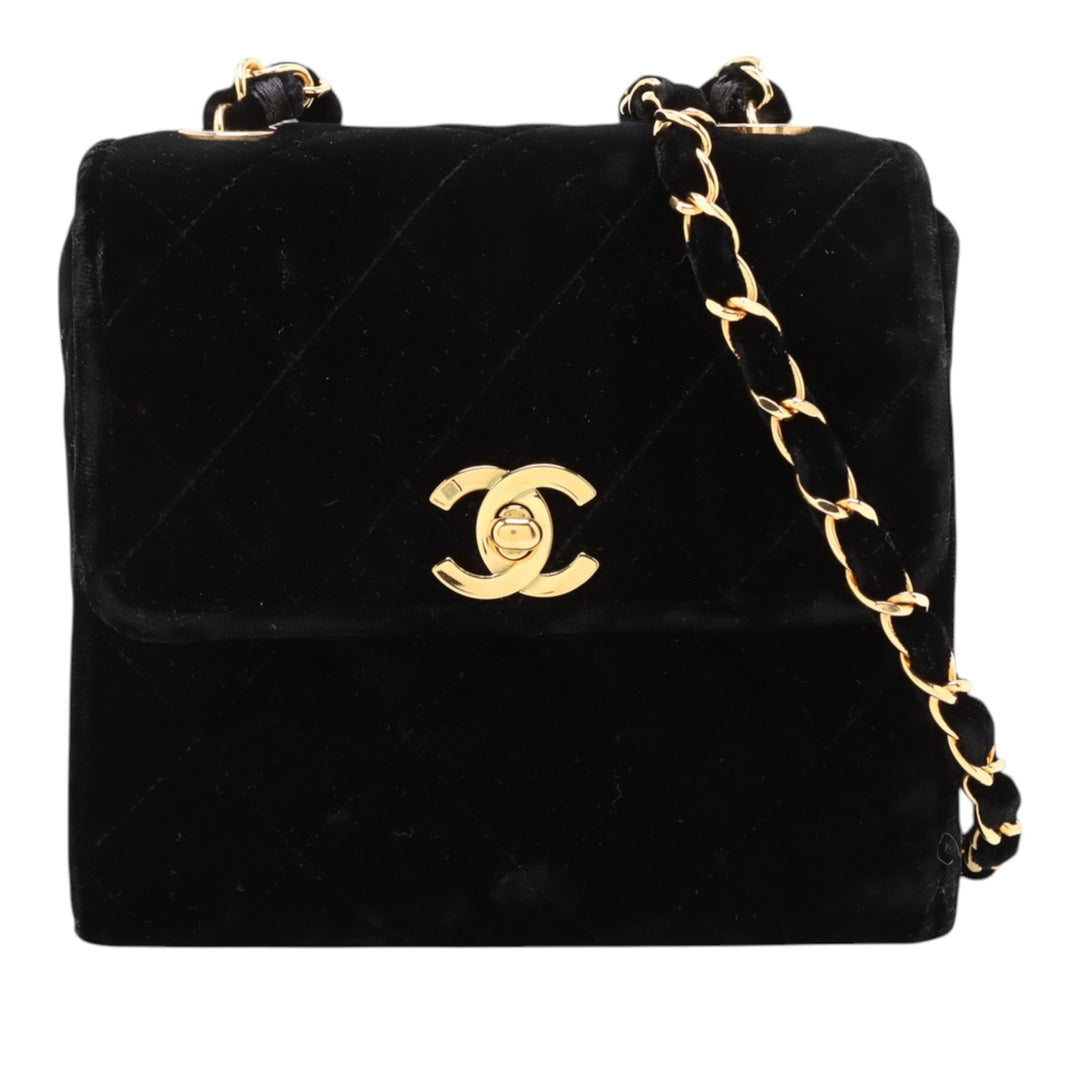 Chanel Mini Matelassé Velours Straight à rabat