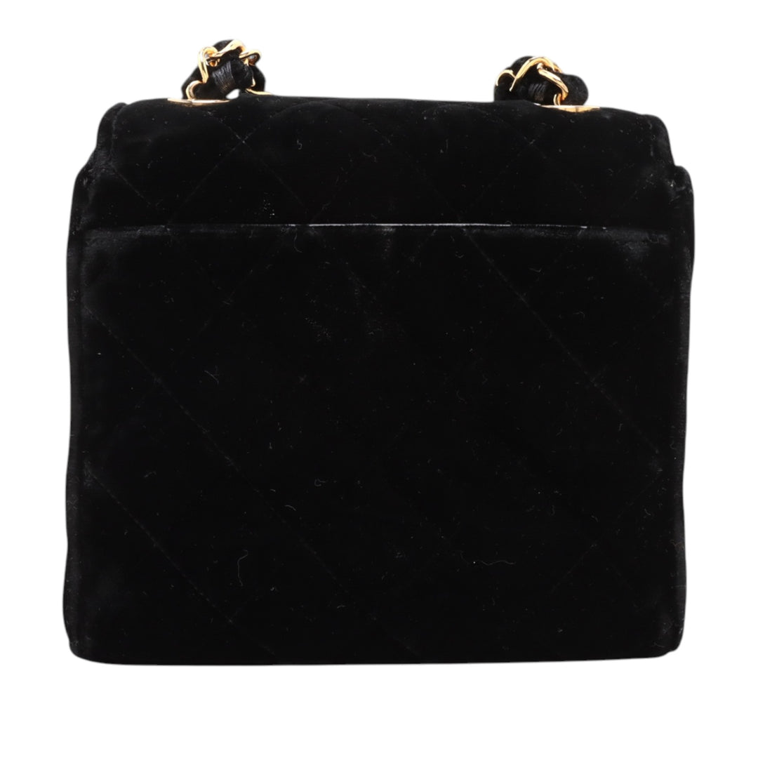 Chanel Mini Matelassé Velours Straight à rabat