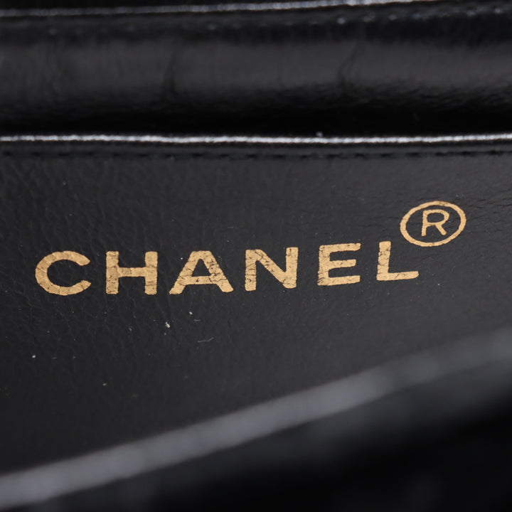 Chanel Mini Matelassé Velours Straight à rabat