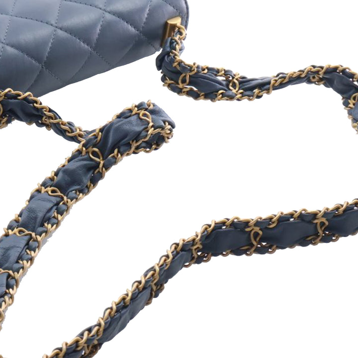 Chanel Medium Matelassé Cuir de veau 19 à rabat