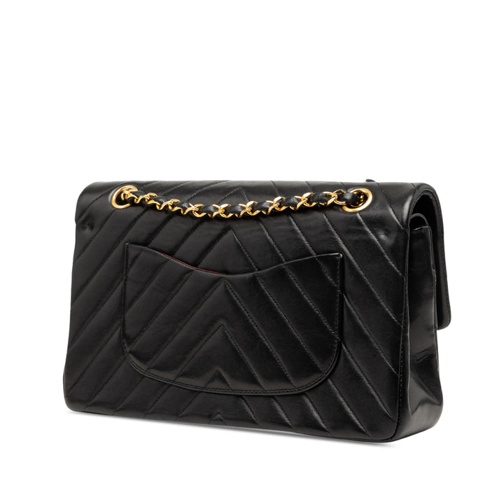 Chanel Medium Classic Chevron Crumpled Cuir de veau Double rabat