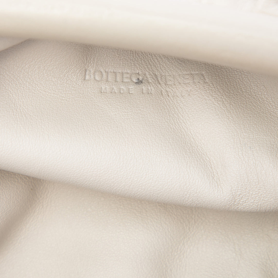 Bottega Veneta Pochette The Mini Cuir d'agneau Blanc – vue 5 – GABY PARIS