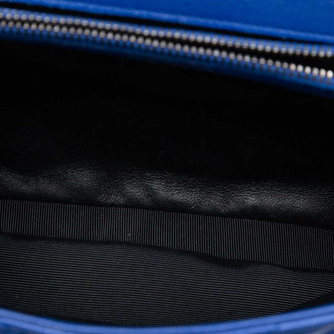 Matelassé Chevron College Sac Moyen de mouton Bleu