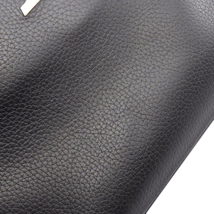 Louis Vuitton Taurillon Capucines MM
