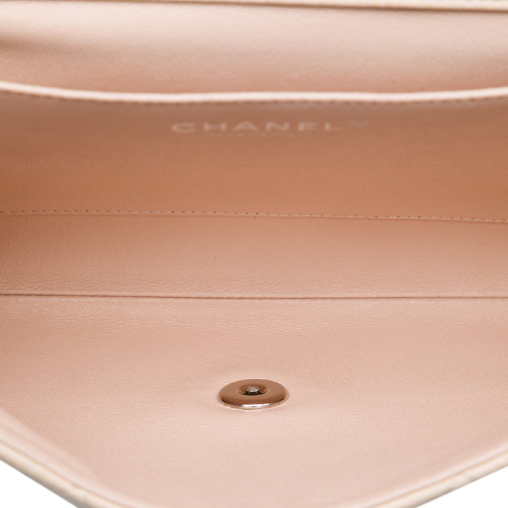 Matelassé à rabat Pochette avec chaîne Cuir caviar Marron
