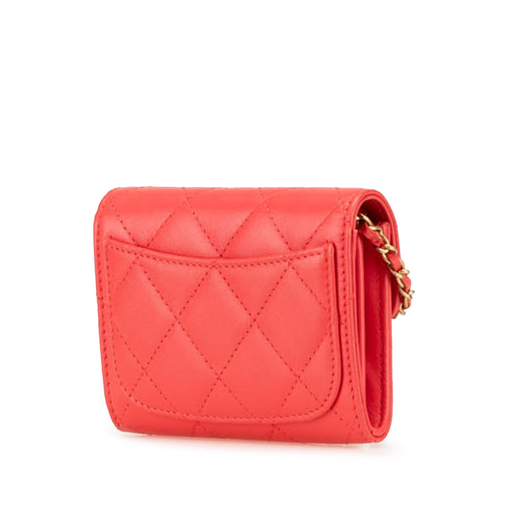Chanel Matelassé Cuir d’agneau à rabat Card Holder on Chain