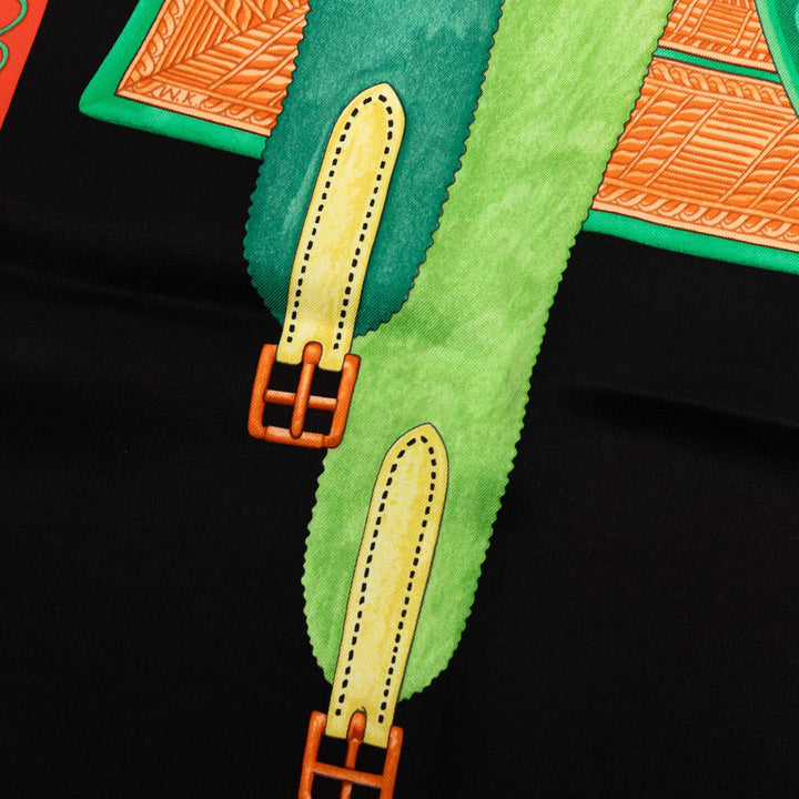 Hermès Carré Selle d Officier En Tenue 70 Grande Noir – vue 4 – GABY PARIS