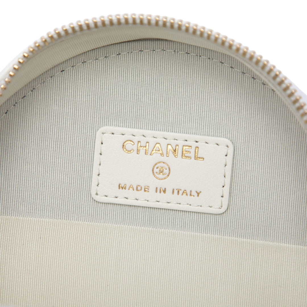 Chanel Matelassé 19 Rond Pochette avec chaîne Cuir de chèvre Blanc – vue 5 – GABY PARIS