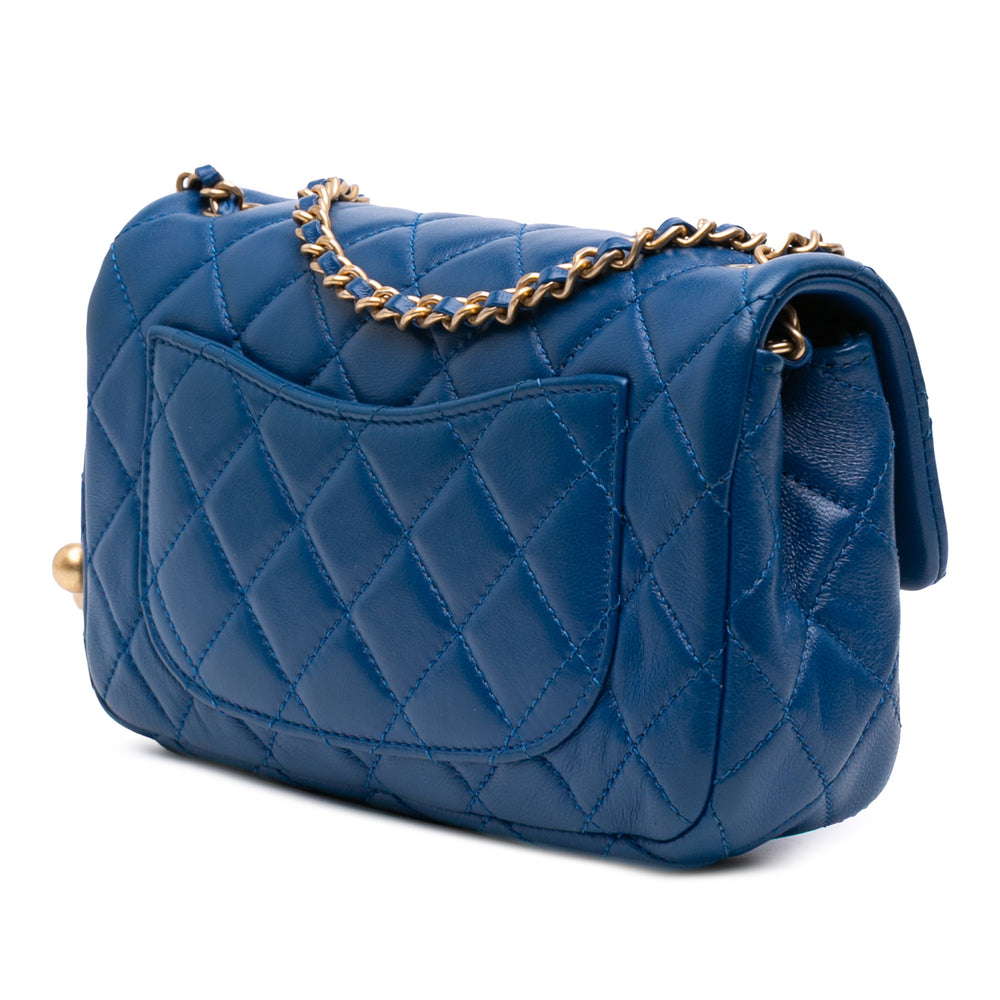 Chanel Mini Rectangular Cuir d’agneau Pearl Crush Flap Bleu – GABY PARIS Authentique