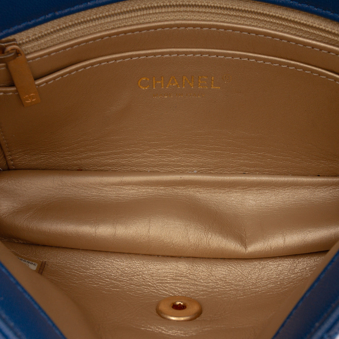Chanel Mini Rectangular Cuir d’agneau Pearl Crush Flap Bleu – GABY PARIS Authentique