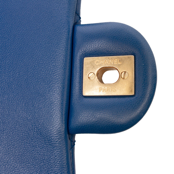 Chanel Mini Rectangular Cuir d’agneau Pearl Crush Flap Bleu – GABY PARIS Authentique
