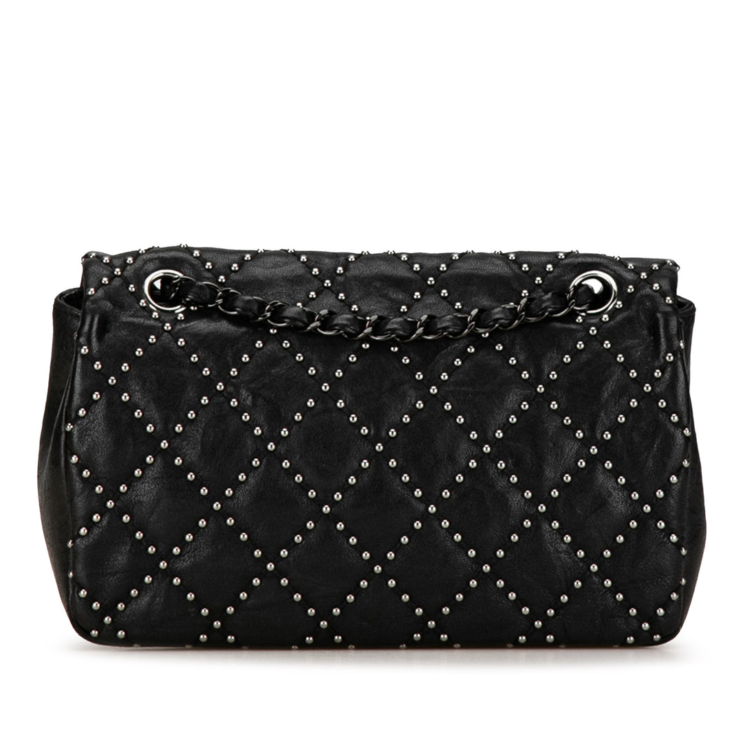 Washed Lambskin Studded Metal Beauty Flap Black - Gaby Paris