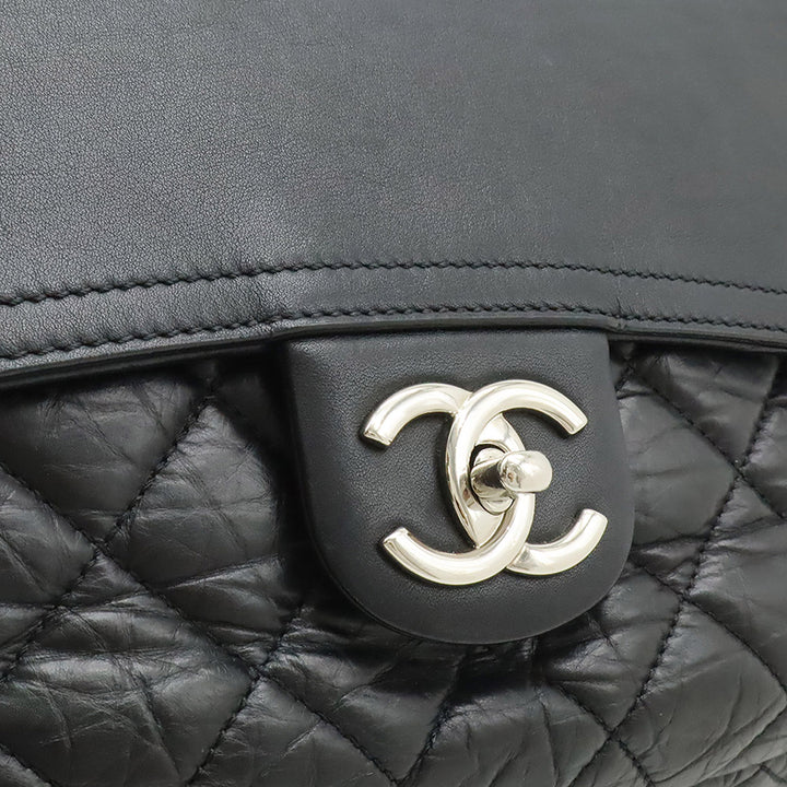 Chanel Matelassé vieilli Cuir de veau Easy Zip à rabat