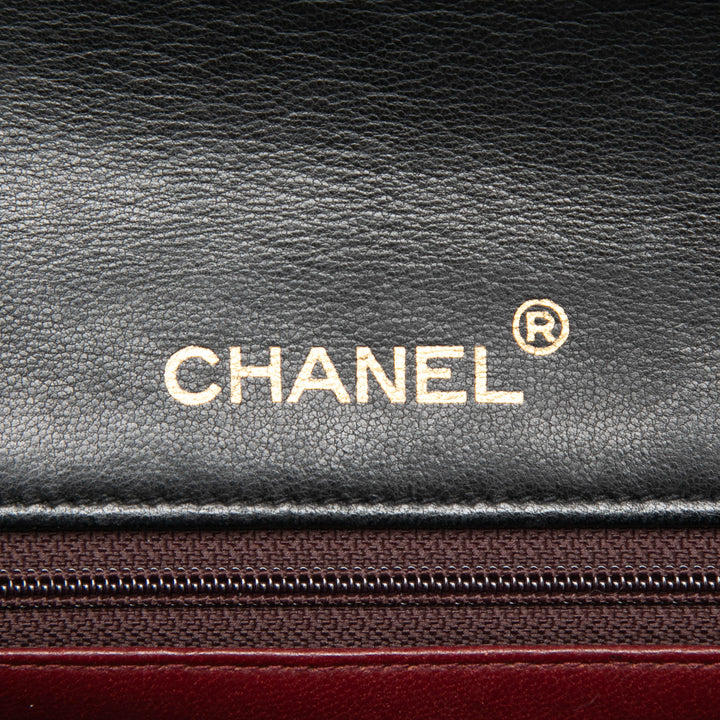 Chanel Medium Matelassé Cuir d’agneau Rabat intégral