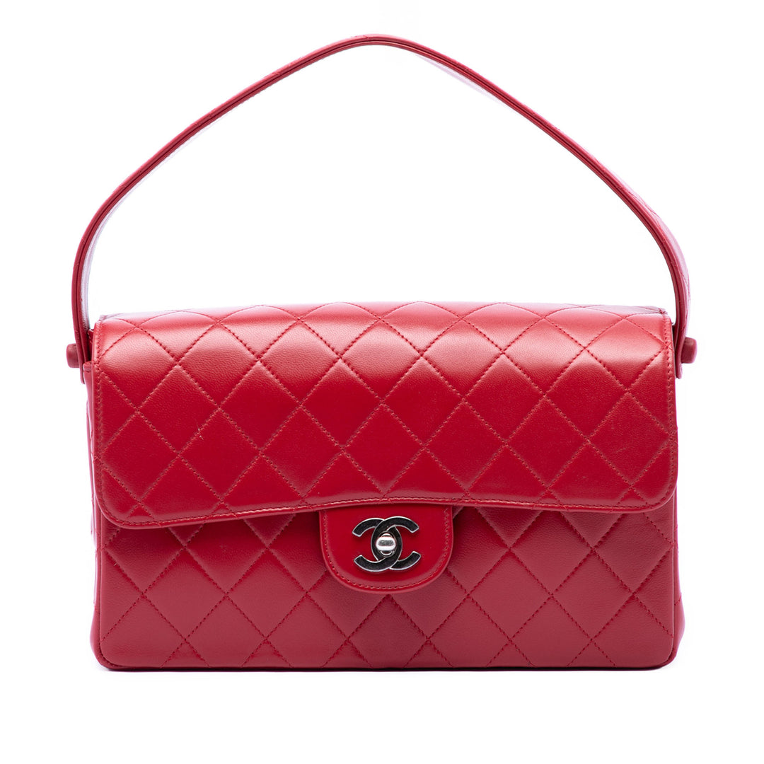 Chanel Matelassé sac à Moyen Cuir d'agneau Rouge – vue principale – GABY PARIS