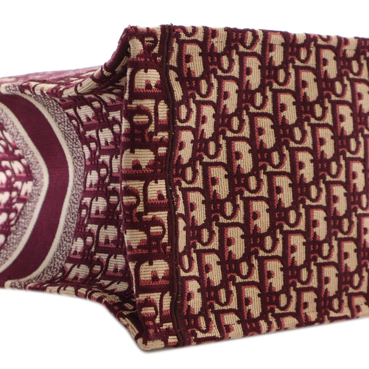Book Tote brodé Grand Oblique Rouge