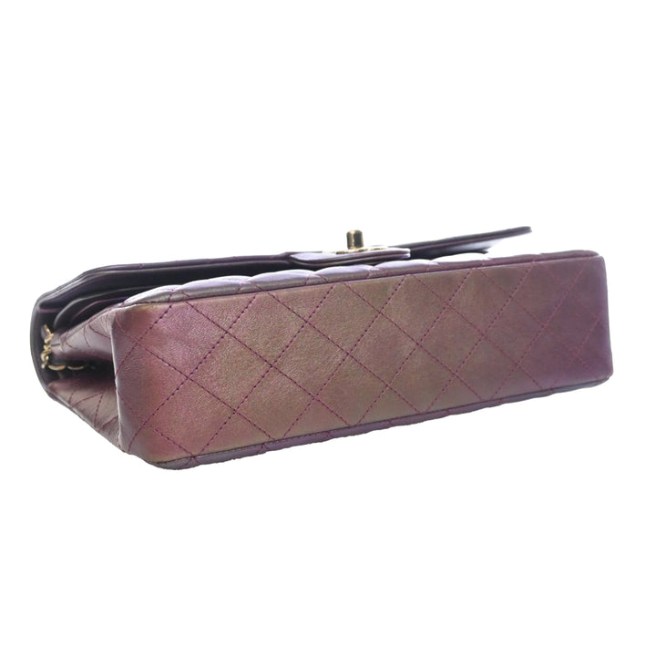 Chanel Medium Classic Iridescent Cuir d’agneau Double rabat