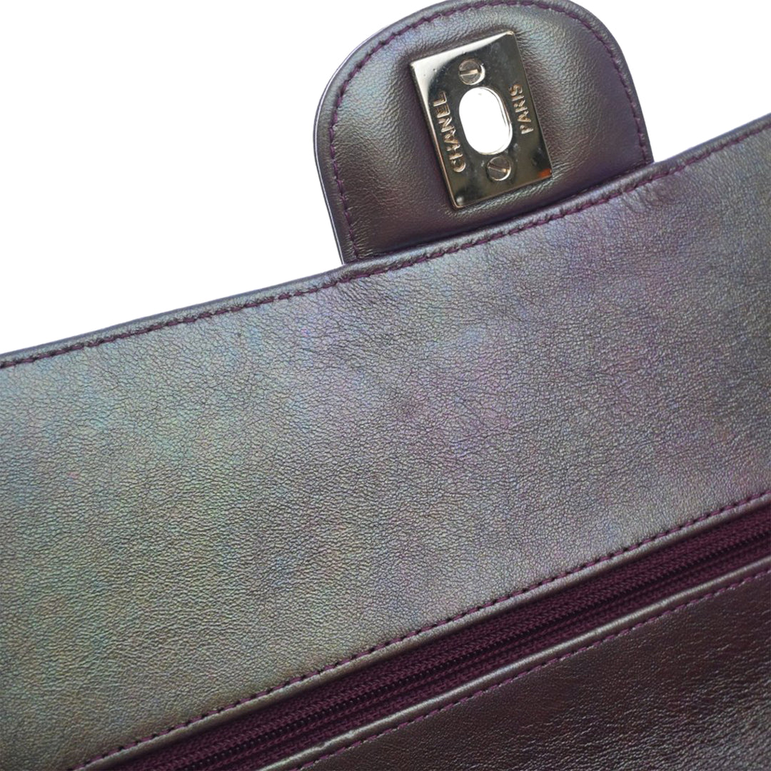 Chanel Medium Classic Iridescent Cuir d’agneau Double rabat
