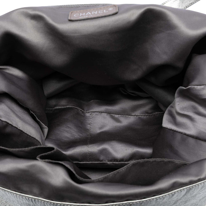 Chanel Large Metallic Glazed Cuir de veau perforé Rodeo Drive Sac