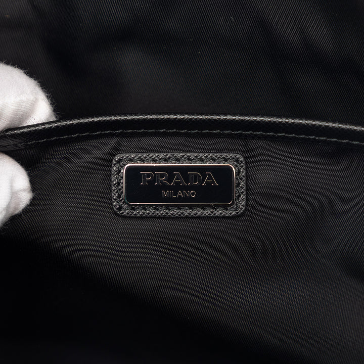 Prada Saffiano à finitions Tessuto Pochette