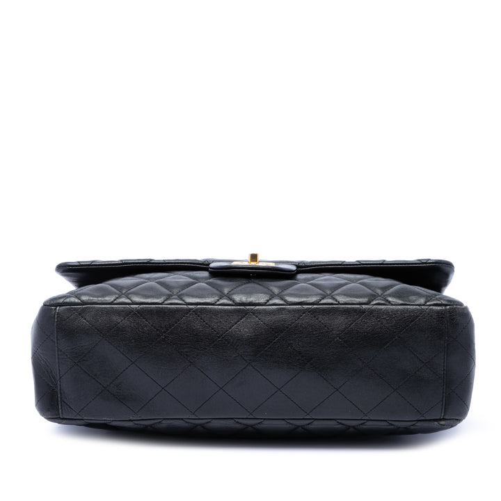 Chanel Maxi Classic Cuir d’agneau Simple rabat