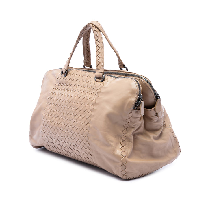 Bottega Veneta Sac à main Intrecciato Leggero nappa Grand Beige – vue 2 – GABY PARIS