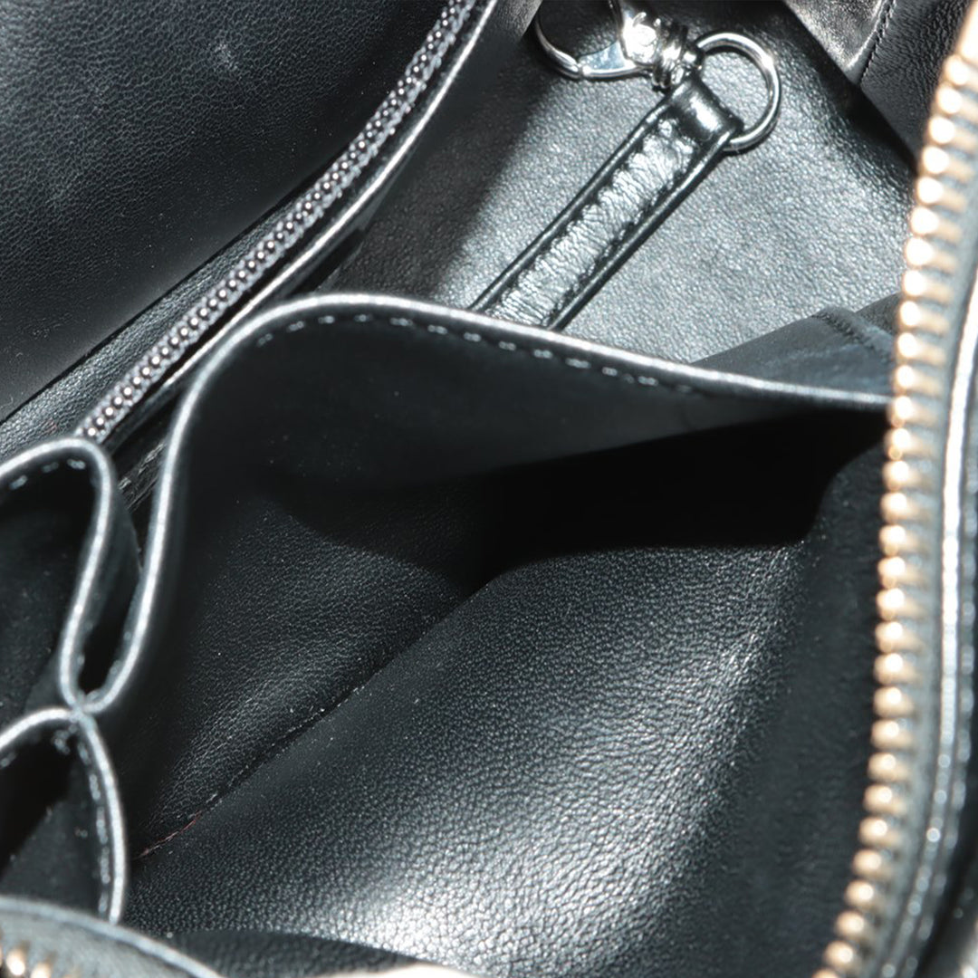 Chanel Small Knit and Cuir de veau Gabrielle Hobo Noir