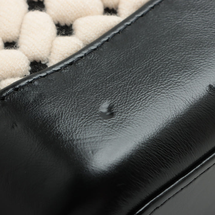 Chanel Small Knit and Cuir de veau Gabrielle Hobo Noir