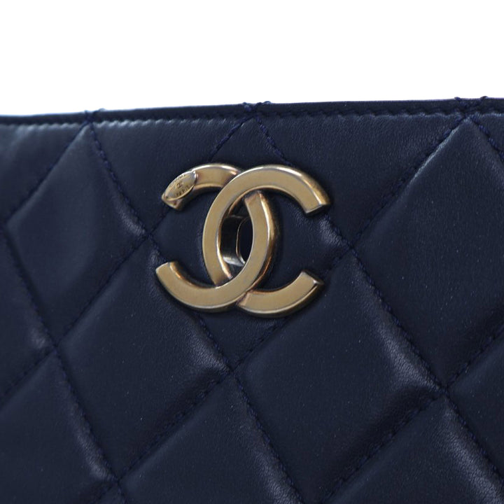 Quilted Calfskin Perfect Edge Tote Blue - Gaby Paris