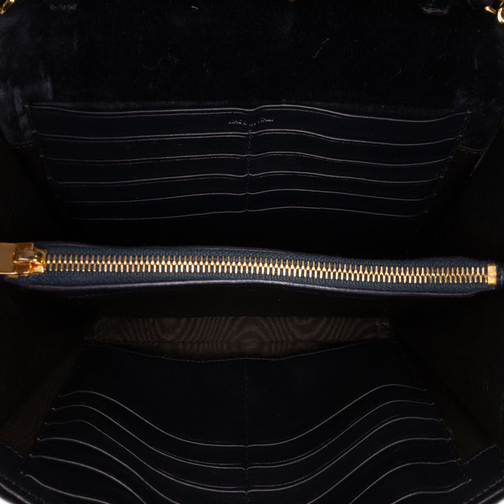 Saint Laurent Daim Monogram Kate Chain Wallet Vert – GABY PARIS Authentique