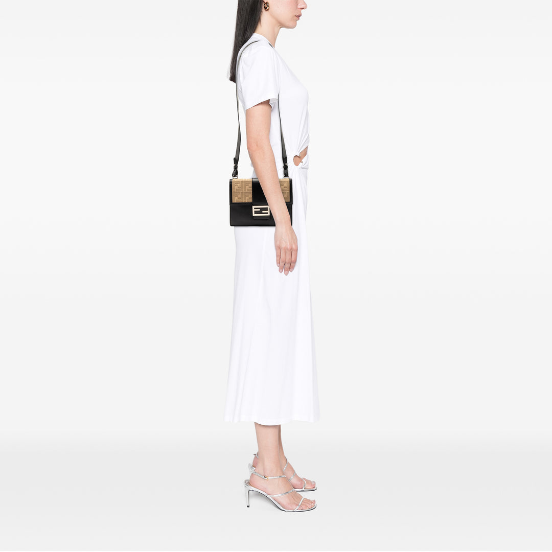 Fendi FF 1974 Plat Baguette Sac Cuir de veau