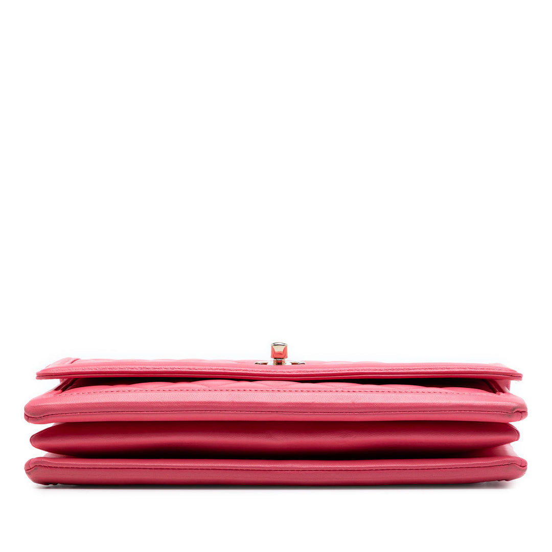 Chanel Medium Matelassé Cuir d’agneau 3 Compartment à rabat