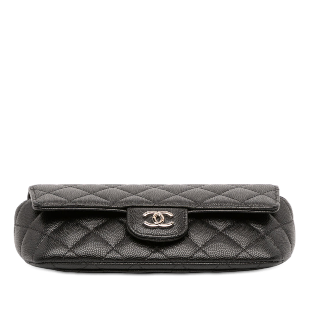 Chanel Matelassé Caviar Sunglasses Étui avec chaîne