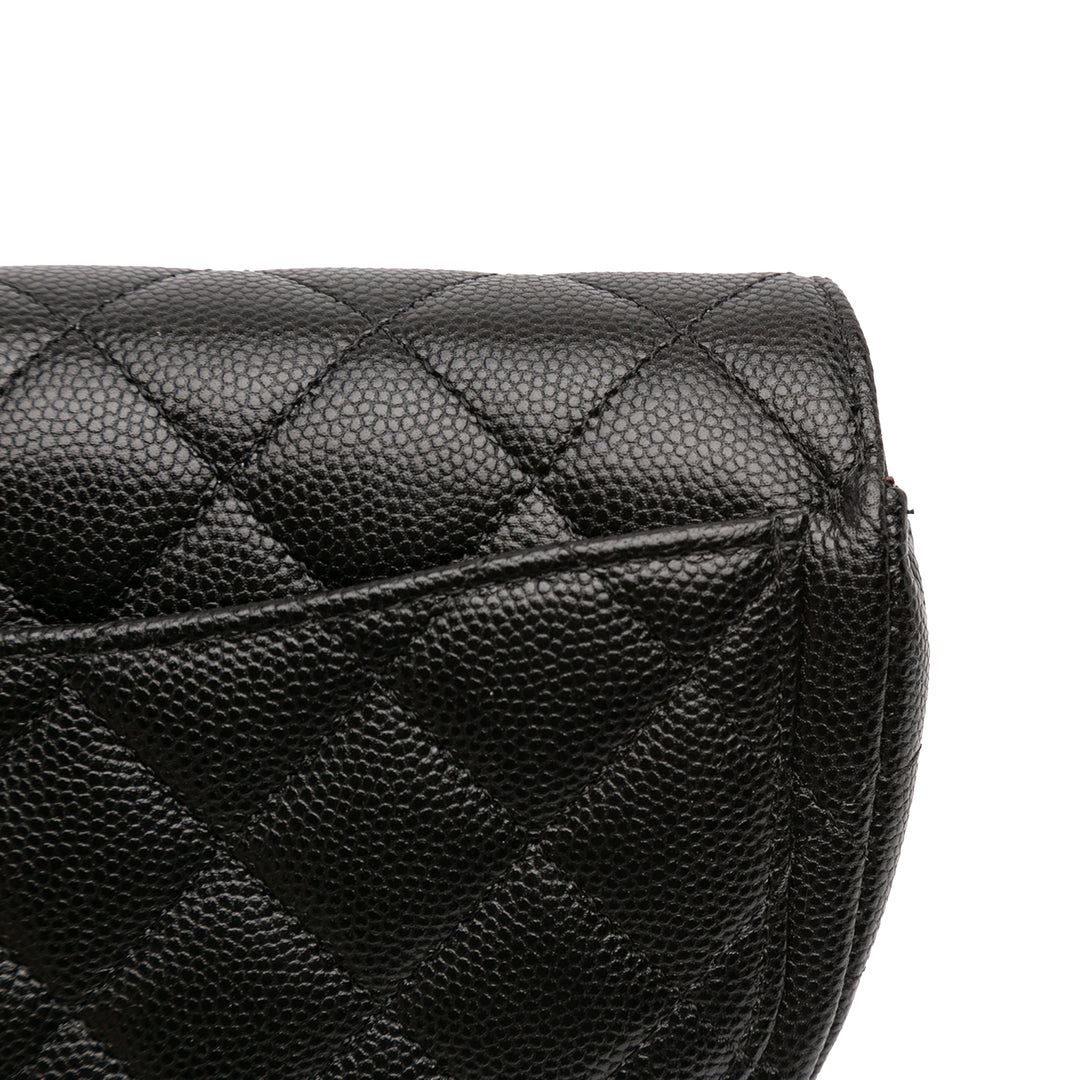 Chanel Matelassé Caviar Sunglasses Étui avec chaîne