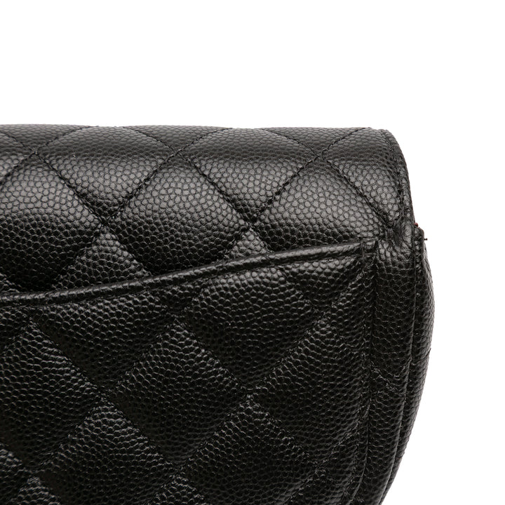 Chanel Matelassé Caviar Sunglasses Étui avec chaîne